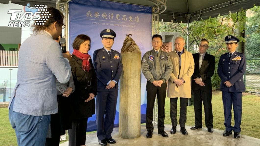 飛官王同義逝世8年　化身裝置藝術駐飛行公園