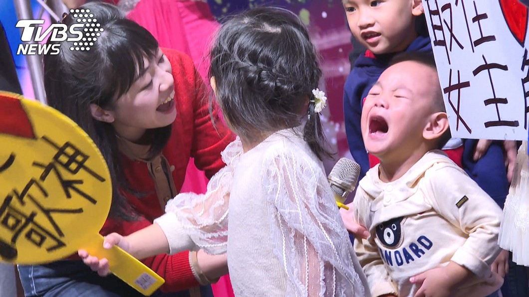 高嘉瑜飆唱〈煎熬〉尬蔣萬安！問「好聽嗎」孩子秒嚇哭