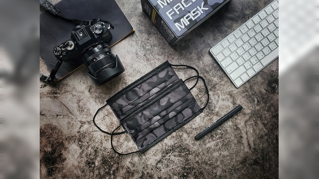 迷彩控刷起來!潮翻「暗黑、粉紅迷彩」口罩開賣時間曝光