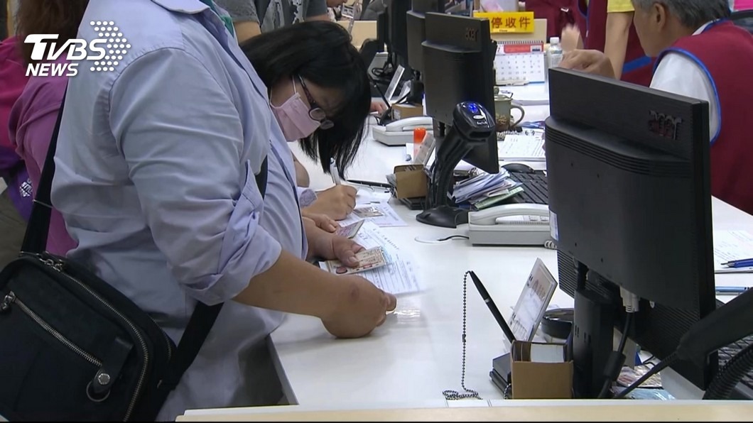 汽燃費與驗車期限8月底雙雙截止 309萬車主還剩2週避免受罰