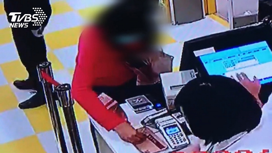 破涕為笑！花蓮名產店誤開400萬發票　找到女客人了