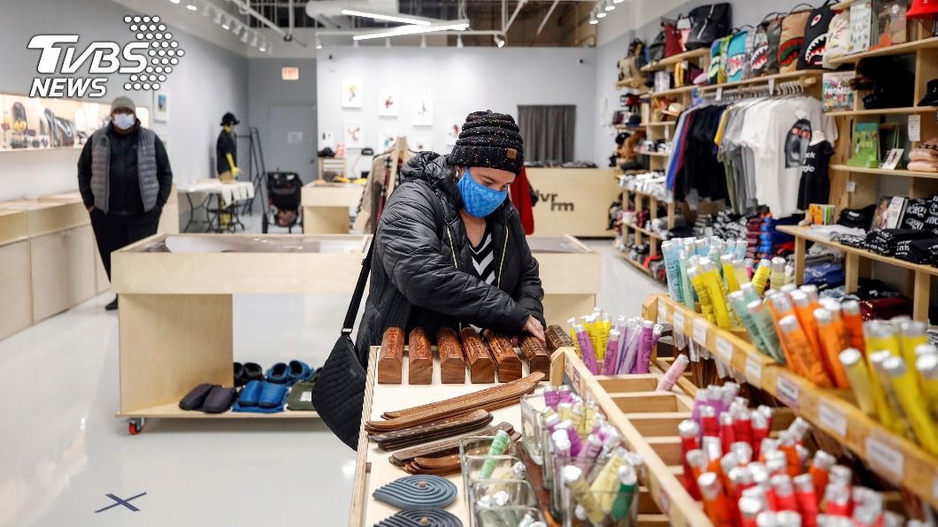 美年底消費旺季買氣降溫。（圖／達志影像路透社）