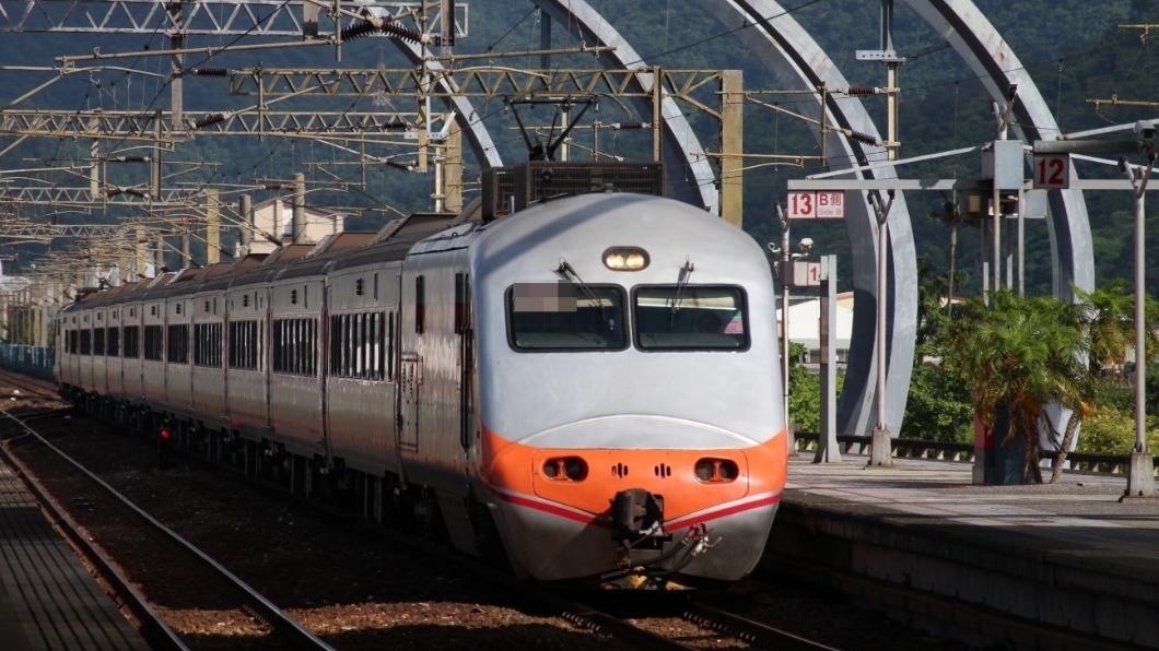 台鐵南澳到漢本鋼軌斷裂 9時恢復行車