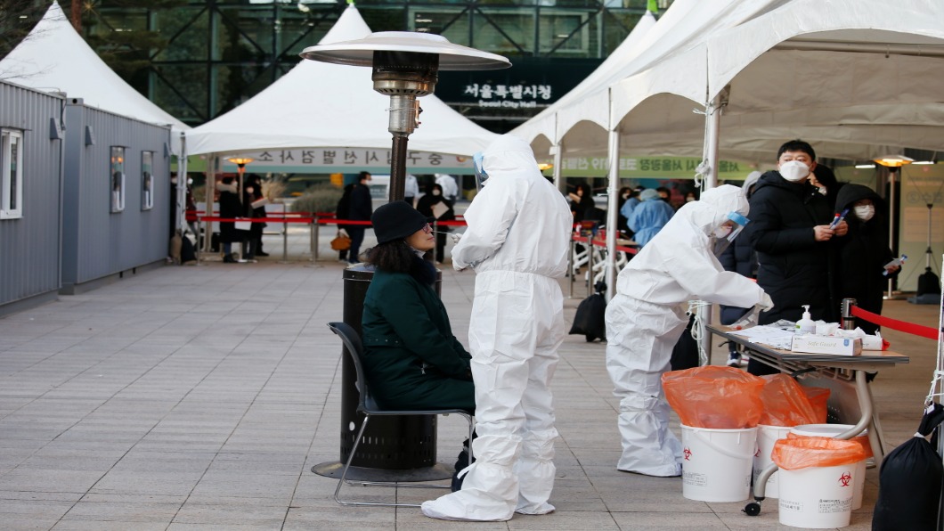 首爾周三鎖緊　禁止5人以上群聚