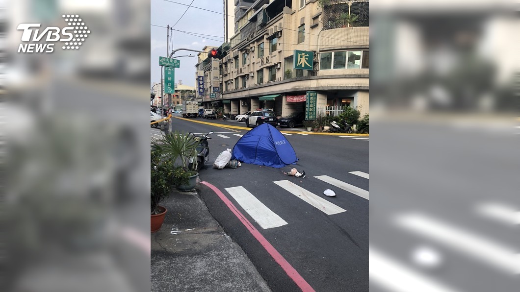前鎮又見死亡車禍 機車擦撞聯結車女騎士頭部破裂慘死