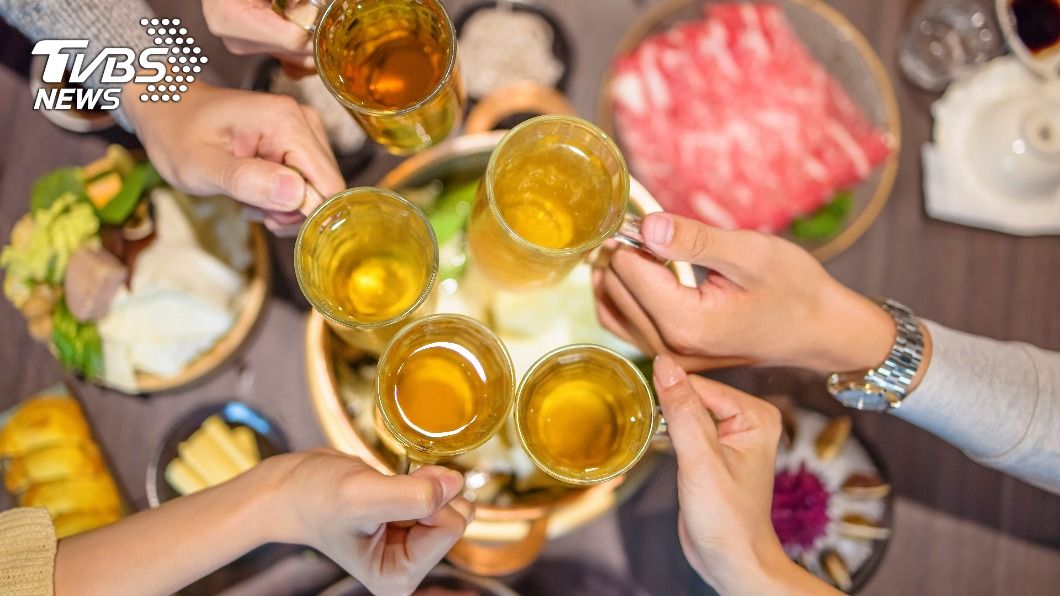 天冷狂嗑鍋配酒 高油脂飲食小心「急性胰臟炎」上門