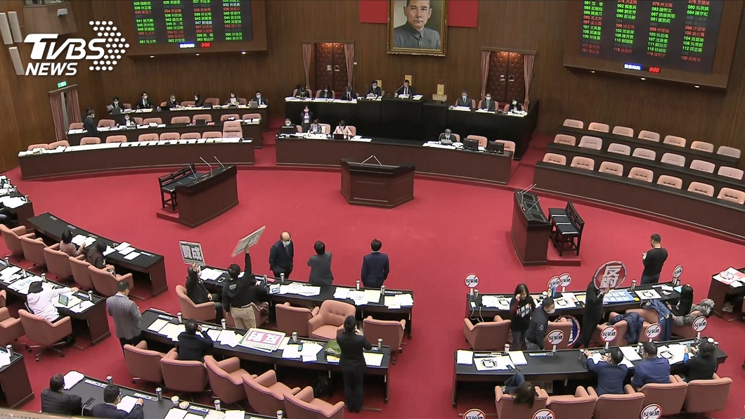 讚3綠委萊豬跑票有良心 他再爆民進黨「騙人內幕」