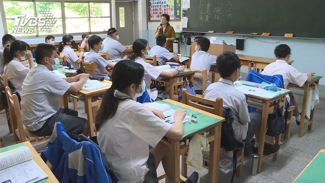 國高中「10點上課」成案了! 教育部回應
