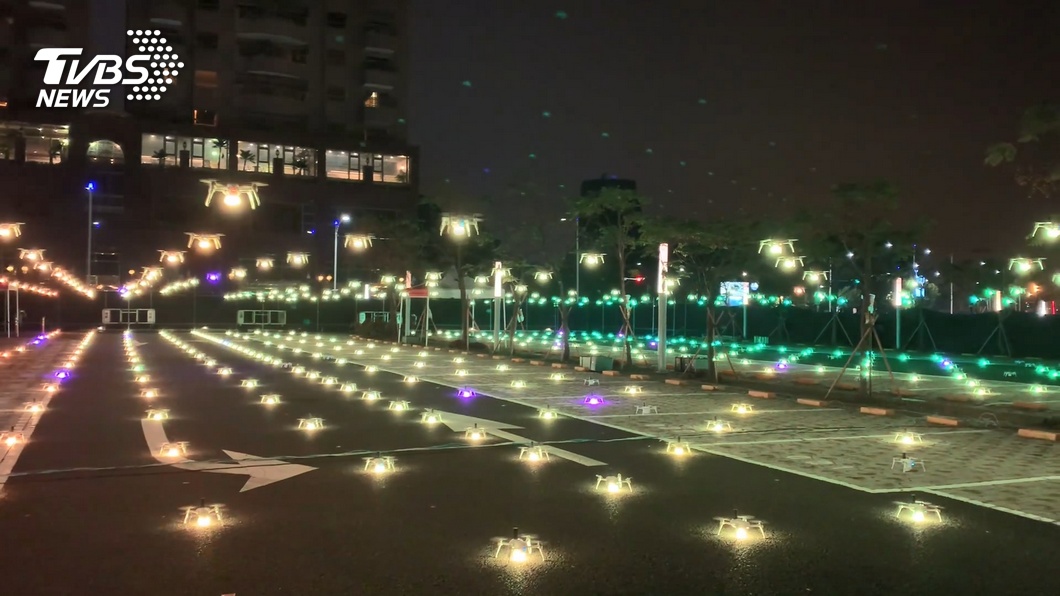高雄跨年無人機5百台「全陸製」 網抓包:雙標打臉