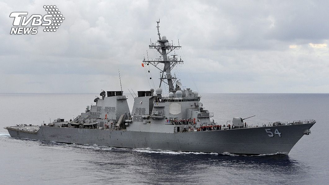 美軍2驅逐艦航經台灣海峽 國防部:全程掌握