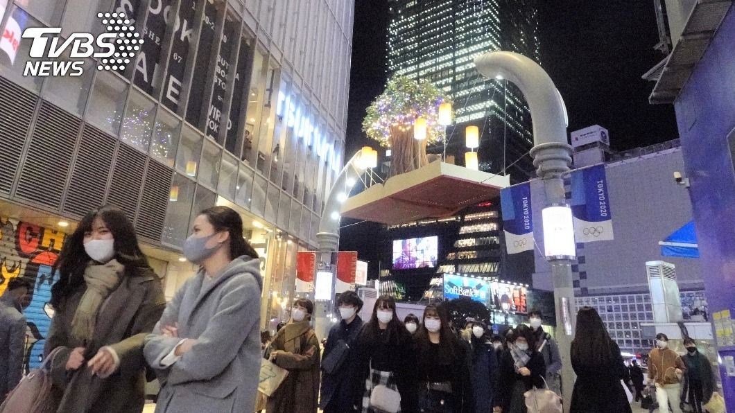 年輕人群聚成日本防疫挑戰 澀谷跨年很難寂寞