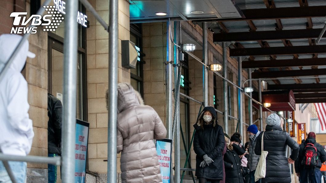 美單日染疫死亡創新高　佛奇盼2021秋季恢復正常