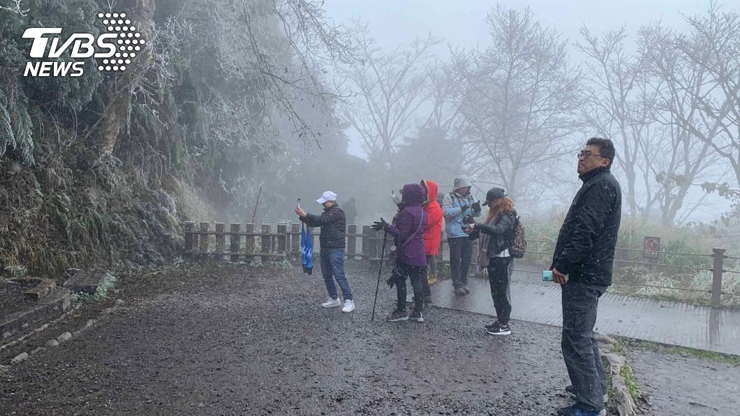 太平山見晴步道飄冰霰 水氣若充足有機會下雪