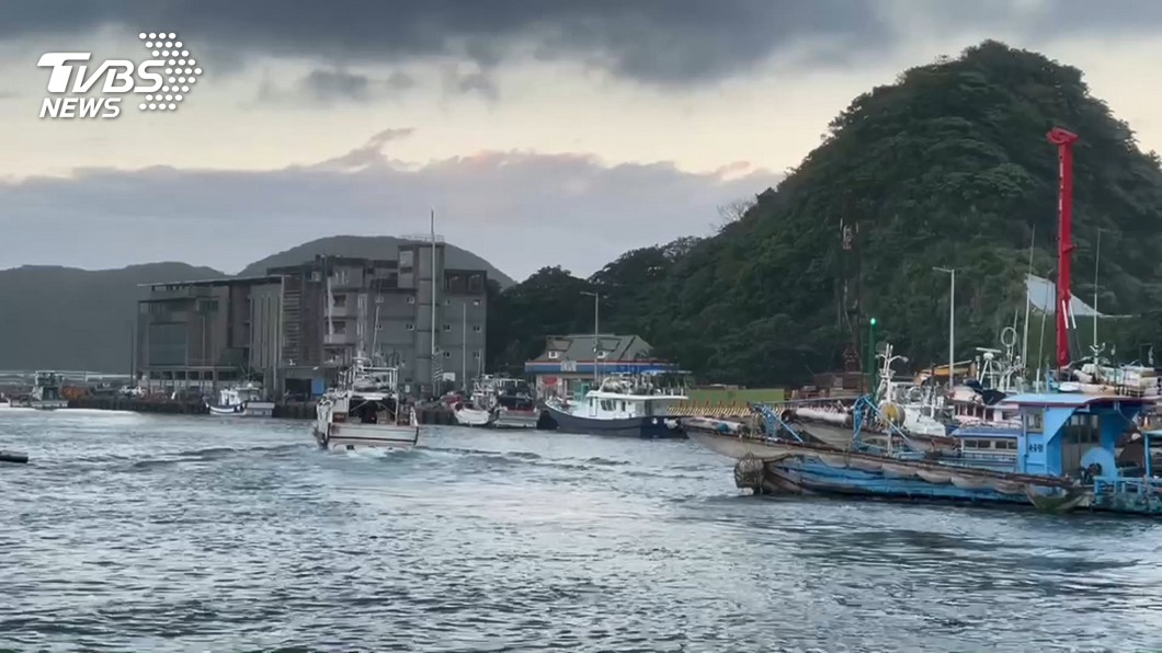 快訊／旗津6歲男童遭浪捲　勇父跳海救兒兩人失蹤