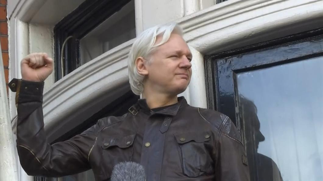英國法院駁回引渡阿尚吉 美方將再上訴