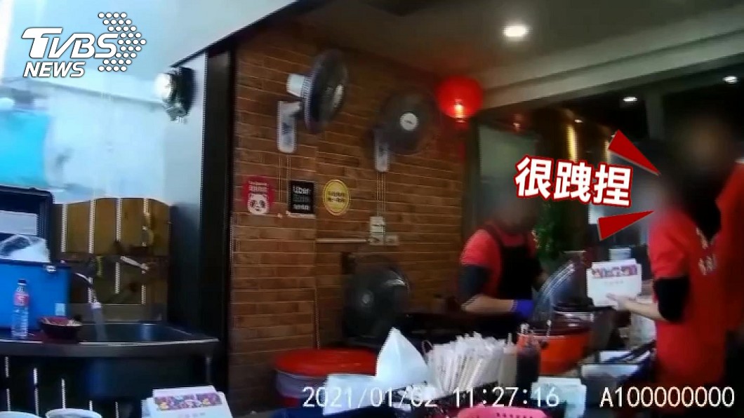 富王鴨肉店假粉專認反串 噤聲3天:「被我爸巴頭」