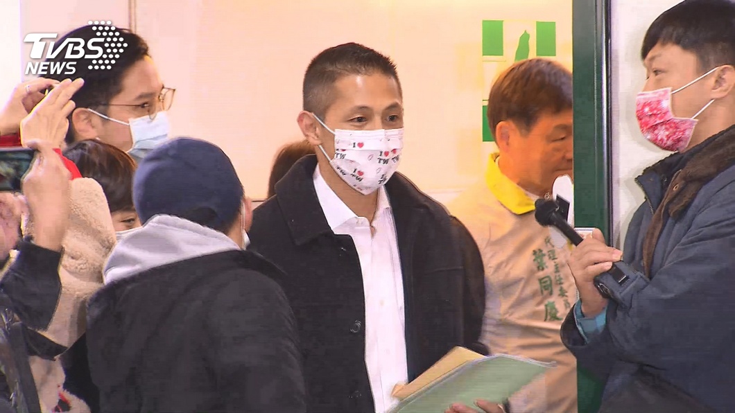 顏聖冠退出綠營北市黨部主委選舉 吳怡農:尊重