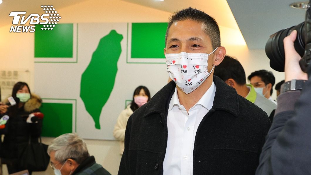 顏聖冠退出綠營北市黨部主委選舉 目前僅吳怡農登記