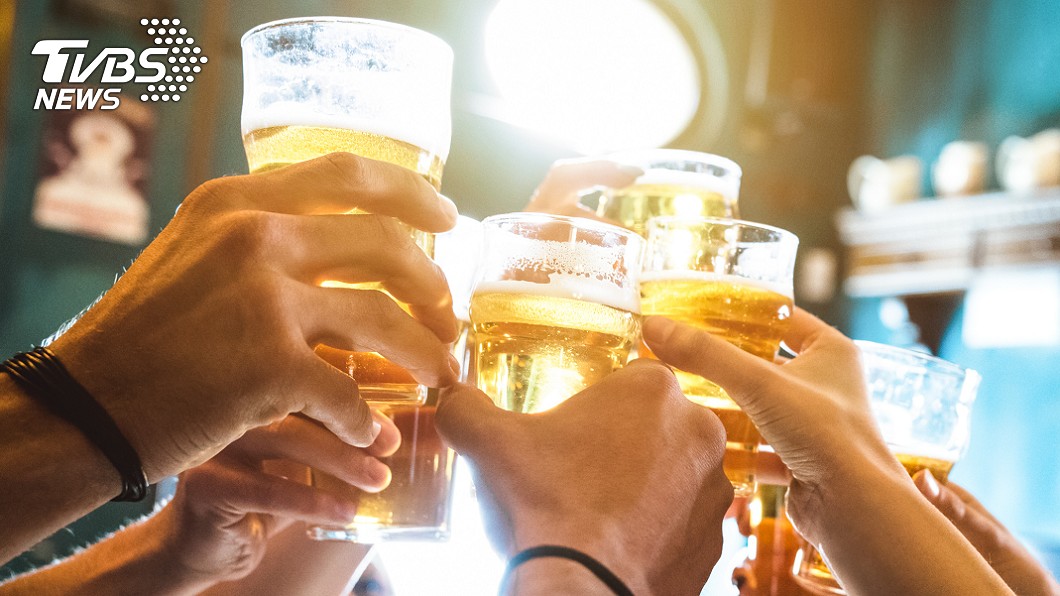 過年喝多怕傷身 專家授「飲酒要訣」減少負擔