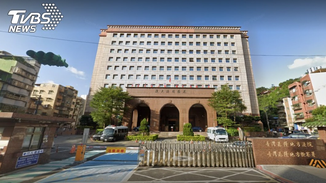 3秒膠灌門鎖報復廟公 法官判攤商免刑