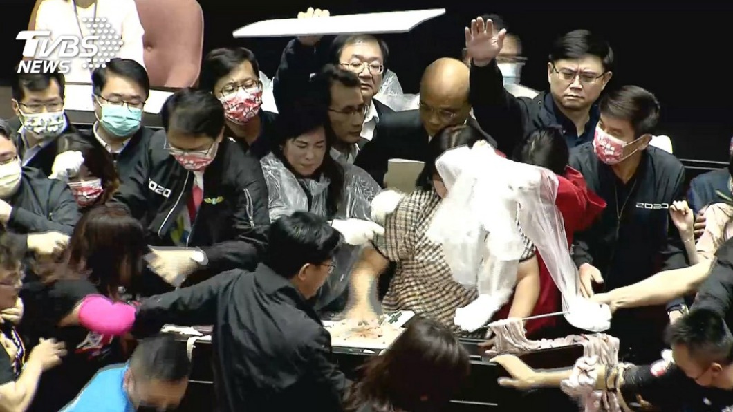 藍綠兩黨因萊豬議題屢次爆發衝突。(圖/TVBS資料畫面)