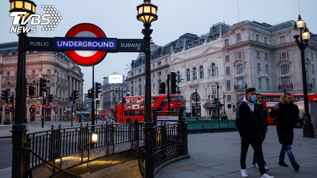 歐洲新冠肺炎疫情未歇 英國單日新增5萬多例確診