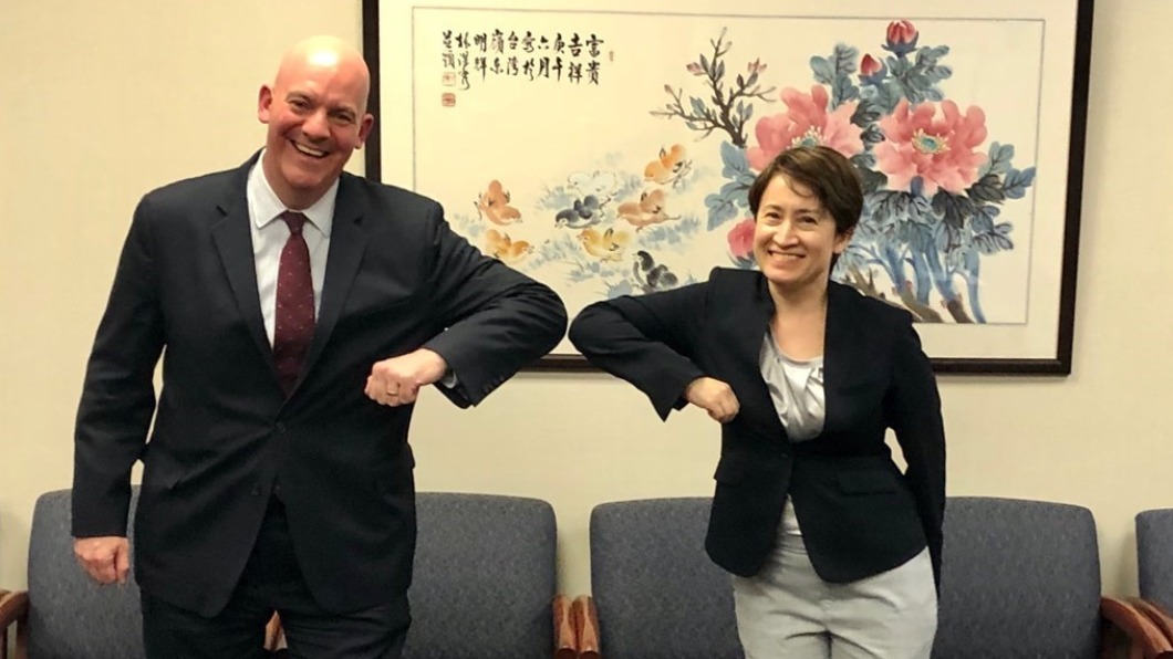 美台交往限制解除　美政軍局助卿與蕭美琴會晤