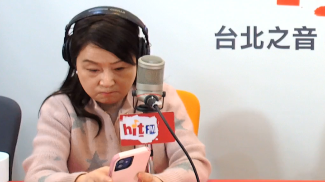 周玉蔻昨上午搶先曝光疫情。(圖/翻攝自「周玉蔻嗆新聞」粉絲專頁)