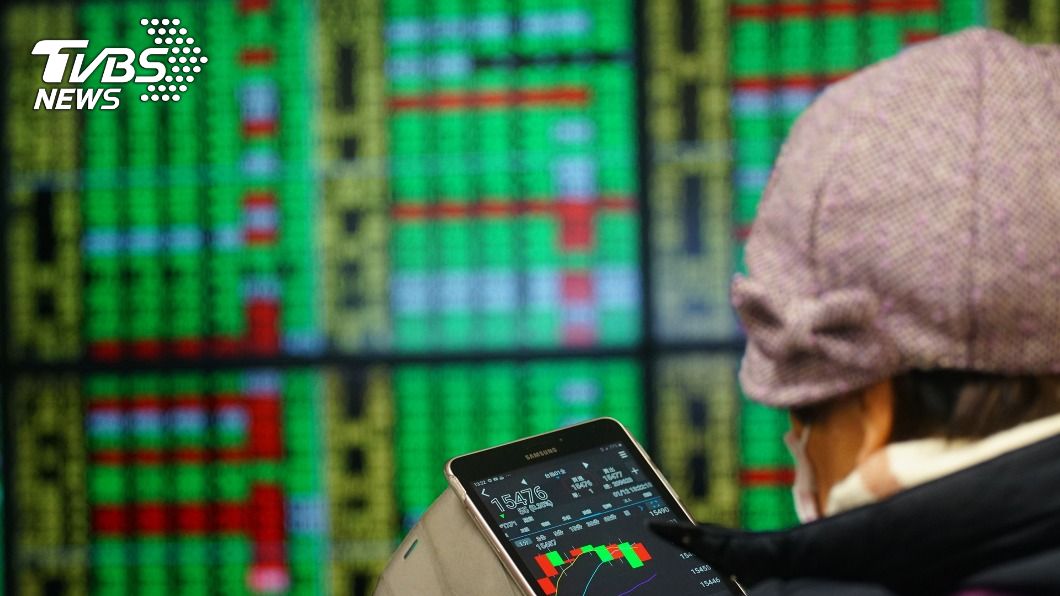 美股那斯達克瀕臨修正 台積電ADR跌近6%