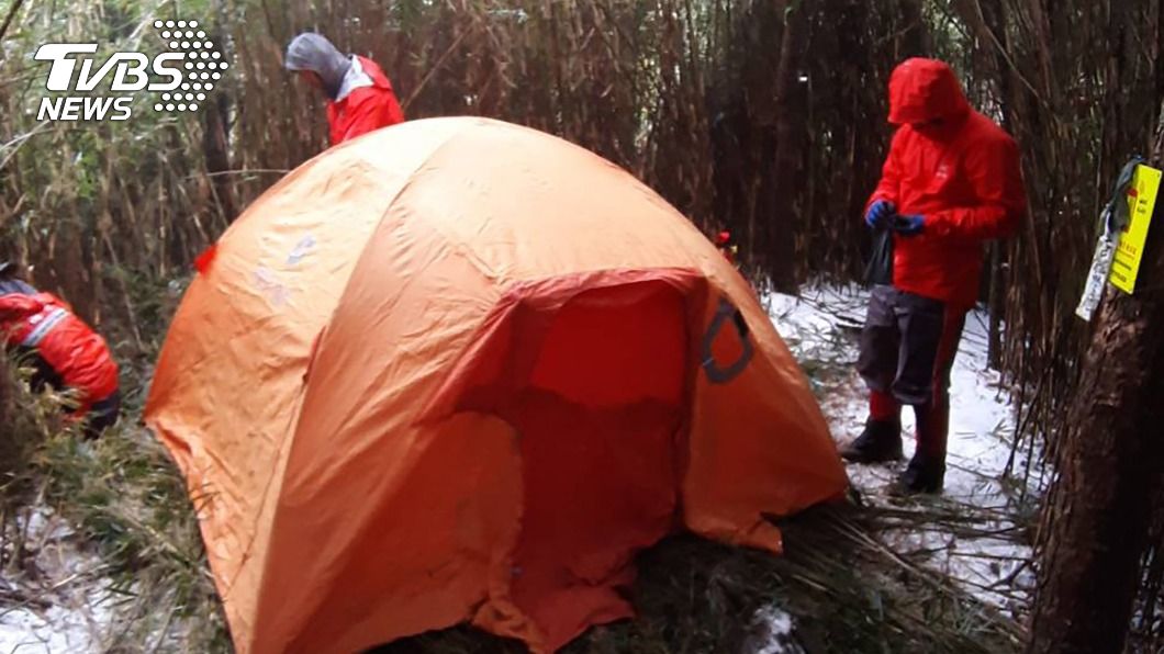 中市消防員搜救登山失蹤男 發現熊足跡聽到獸吼