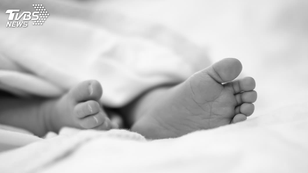 與男友吵架離家 母棄1歲兒「-32度廢墟」挨凍等死