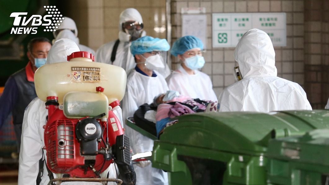 化學兵再度挺進桃園醫院 消毒病患手部物品車輛