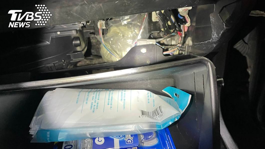 攔查老舊車聞到塑膠臭味 新北警五股區起獲毒品
