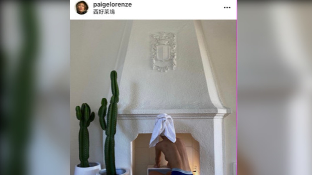 佩吉於去年10月發布的相片中,背部及手臂上有多處瘀青。(圖/翻攝自paigelorenze)