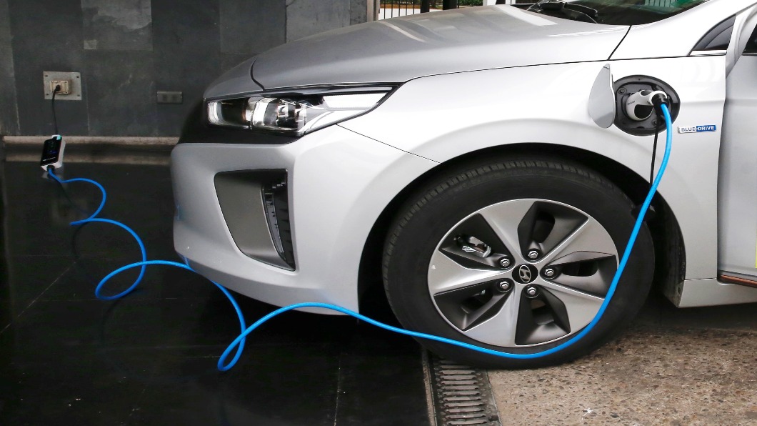 KIA起亞加入電動車大戰 南韓砸5千億扶植