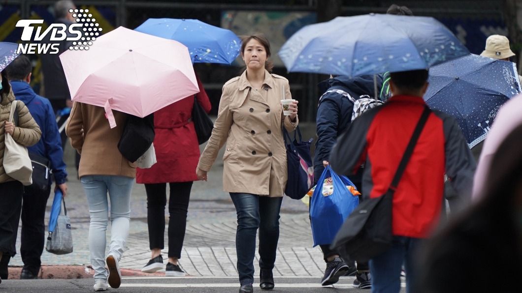 今變天有雨!明午後北台轉冷 未來一周2波冷空氣報到