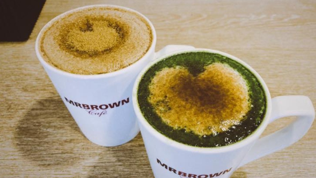 伯朗咖啡正值週年慶檔期,咖啡豆買1送1。(圖/翻攝自MR.BROWN CAFÉ伯朗咖啡館官方粉絲團臉書)