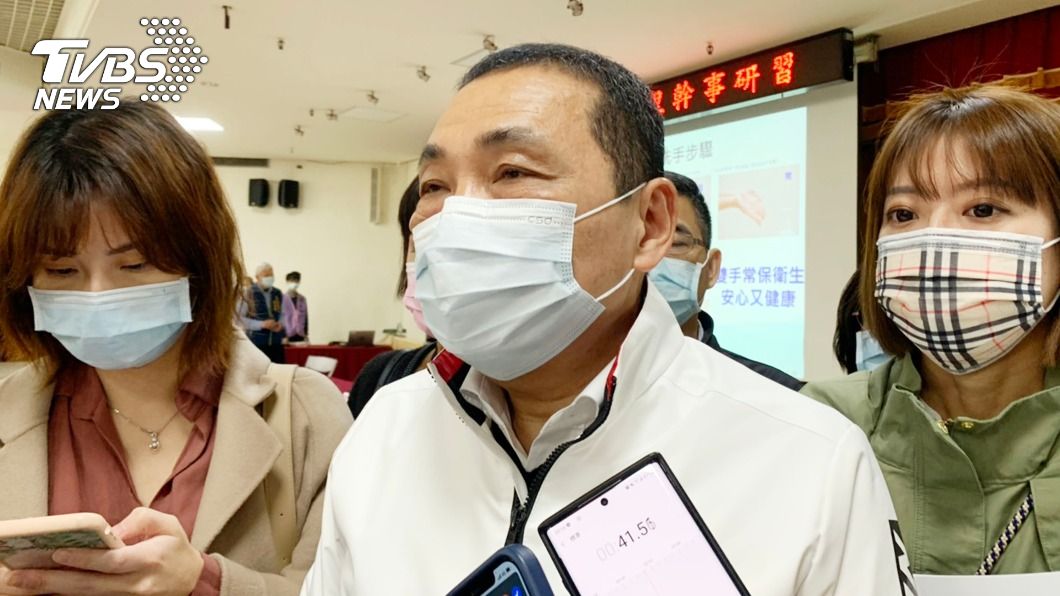 提高防疫等級 侯友宜:鄰桃園6區禁老人共餐