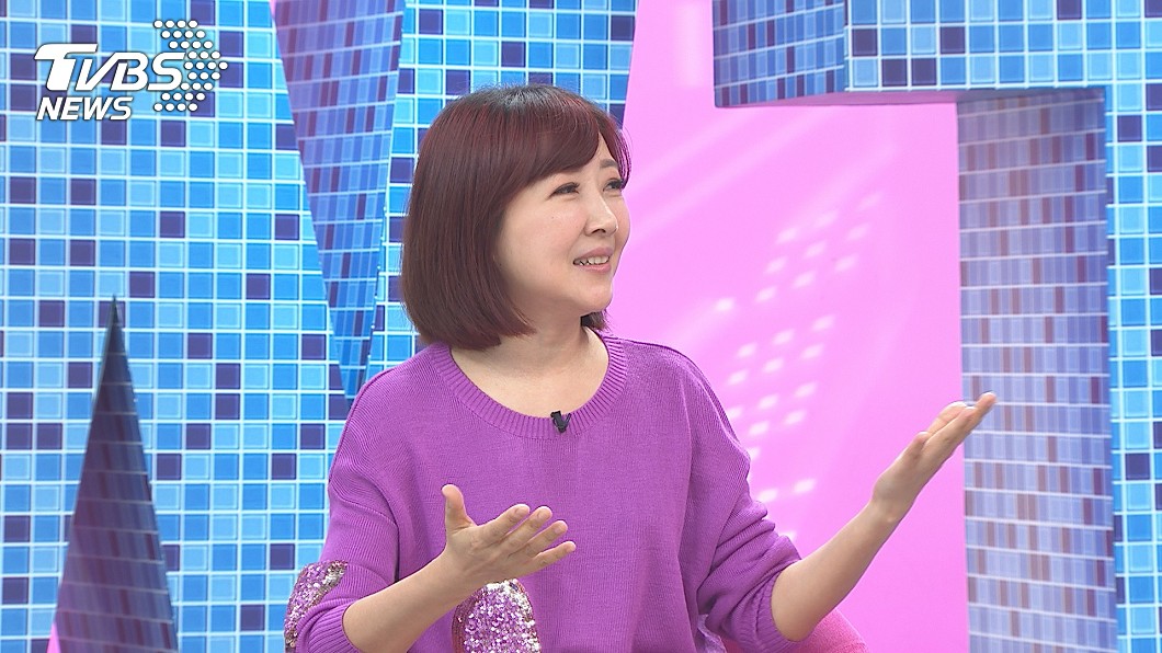 余皓然近日受邀上八大《WTO姐妹會》節目分享和王中平戀愛到結婚的故事。(圖/八大提供)