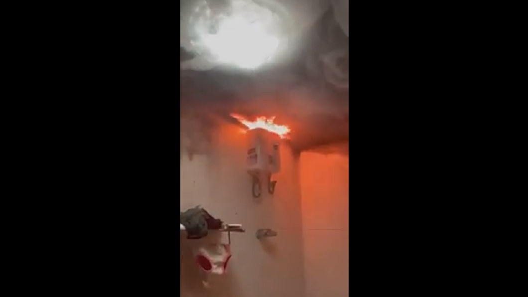 (圖/翻攝自爆廢公社二館)