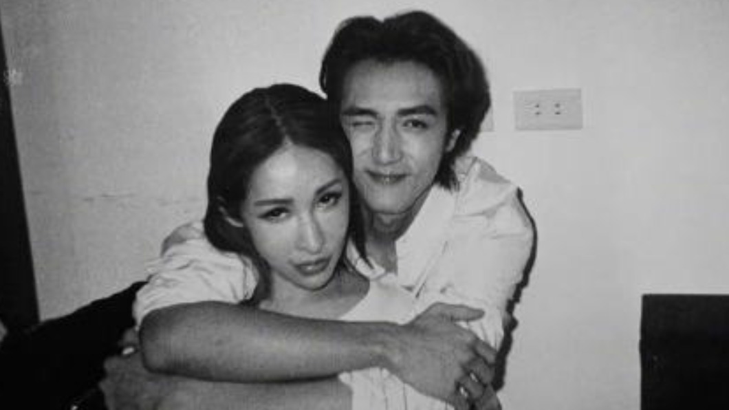 蕭亞軒許久未提男友黃皓。(圖/翻攝自蕭亞軒微博)