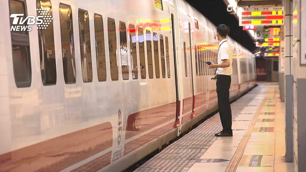 春節防疫升級 台鐵城際列車每車廂僅15張站票