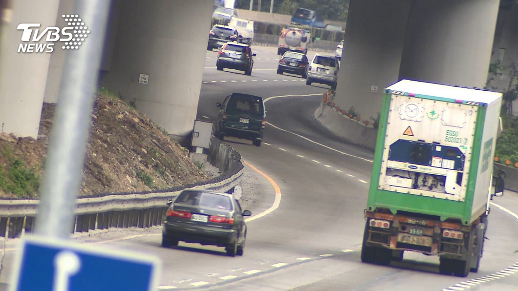 超商點數1點換1元!元旦起宜蘭、嘉義停車可用eTag