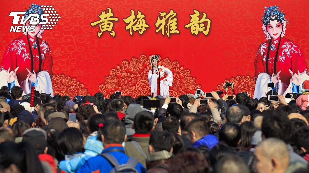 北京過年期間有戲曲表演,是當地人走春的必備行程。(示意圖/Shutterstock達志影像)