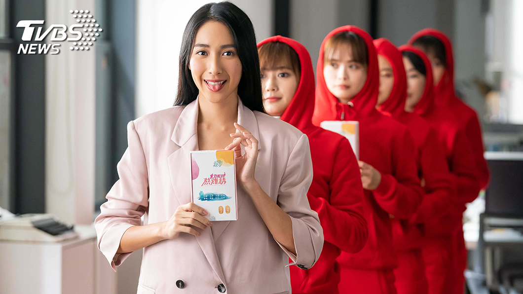 導演為給足楊晴信心，還直接跟臨演說依照楊晴的節奏來跳。圖/TVBS