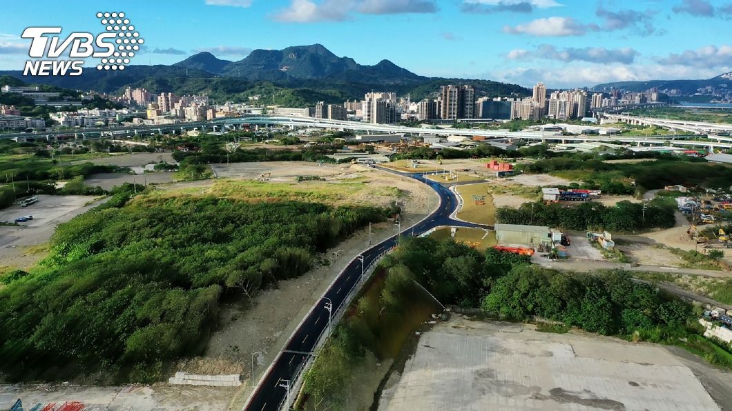 五股垃圾山活化 限廠家8月底前完成建築改善環境