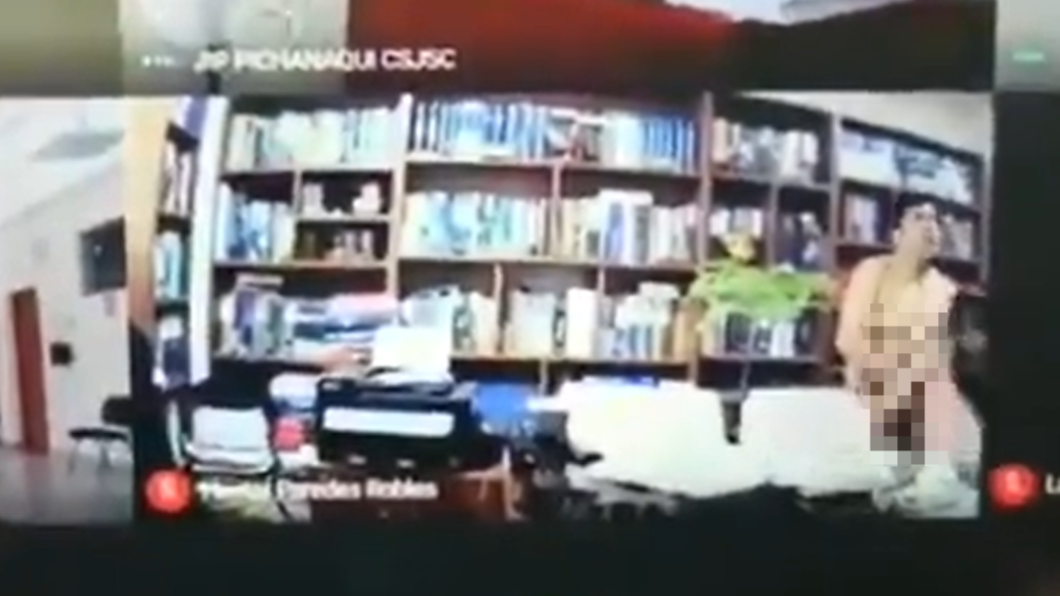 律師和女伴不慎直播性愛畫面。(圖/翻攝自Fernan96756347推特)