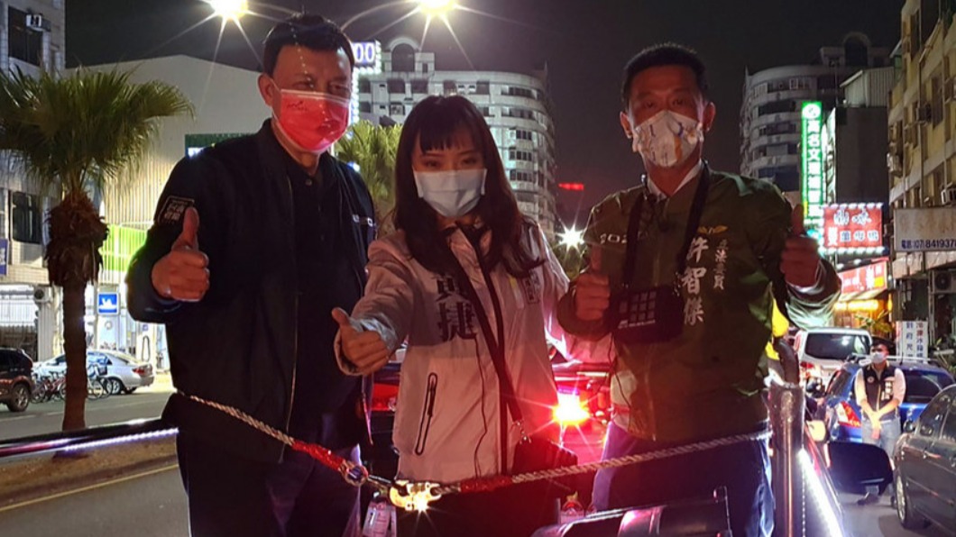 藍委葉毓蘭合體罷捷 余天力挺黃捷陪掃街