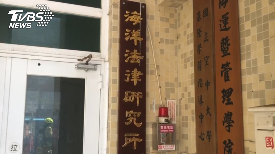 火警位置位於校園海空大樓。（圖／TVBS）