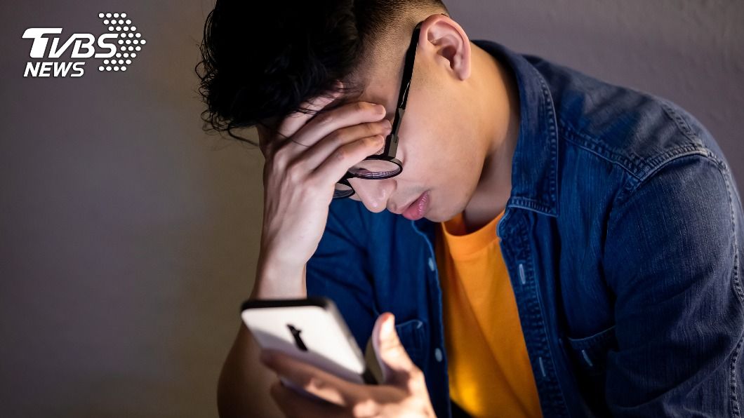 店長凌晨4點收到員工離職訊息。（示意圖／shutterstock 達志影像）